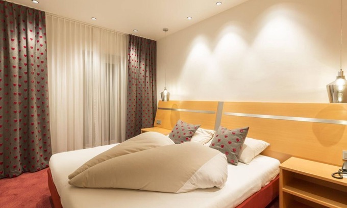 Seefeld Pedestrian Zone House | Junior Suite Herzilein - Alpenlove - Adult SPA Hotel