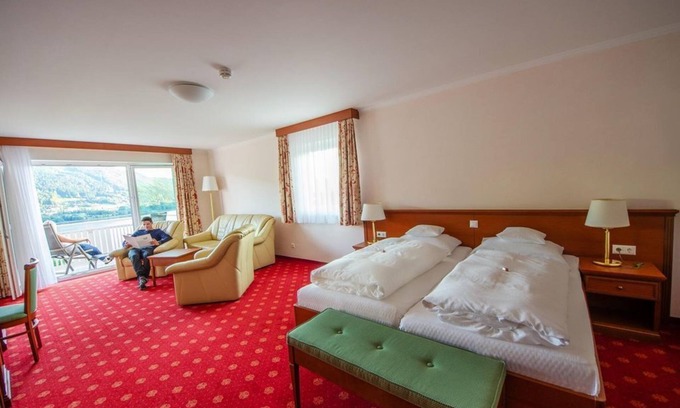 Steindorf am Ossiacher See House | Juniorsuite - Hotel Ossiacher See