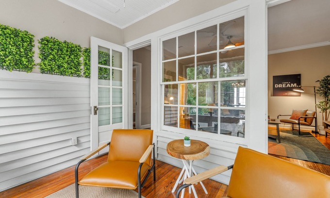 Midtown Apartment | Juniper Furnished Apartments