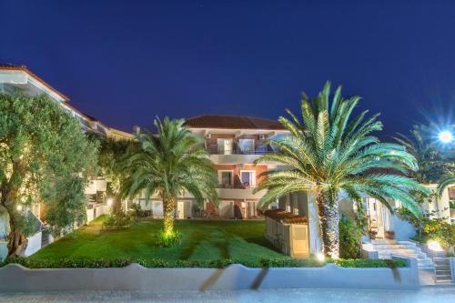 Pefkochori Hotel | Kapsohora Inn