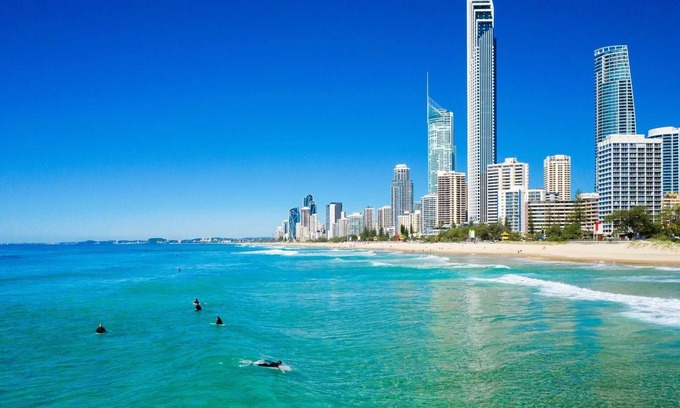 Surfers Paradise Apartment | Karana Palms Resort