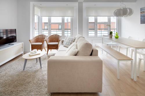 Gros Apartment | Karkizano by FeelFree Rentals