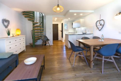 Mittenwald Apartment | Karwendeltreppchen -415-