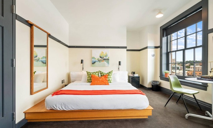 East Liberty Apartment | Kasa Welcoming Studio Nearby Bakery Square The Maverick