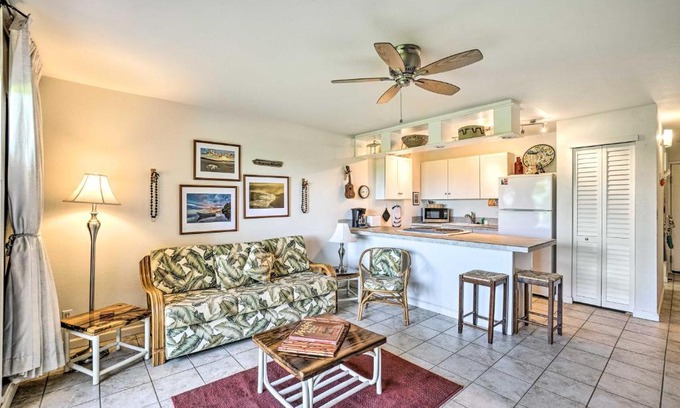 Kaunakakai Apartment | Kaunakakai Escape Heated Pool and Beach Access