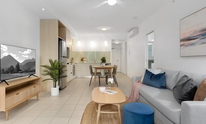 Kelvin Grove Apartment | Kelvin Grove Sanctuary - 2BR 2BA w Private Balcony M13