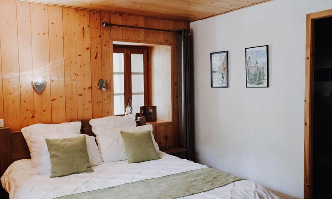 Seytroux House | Kern