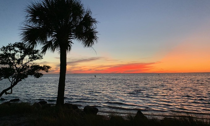Tarpon Springs House | Key West Style Bungalows Close to Beaches!