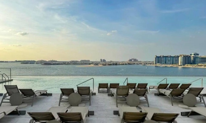 Dubai Marina Apartment | KeyRock - Palm & Sea View at Grand Bleu