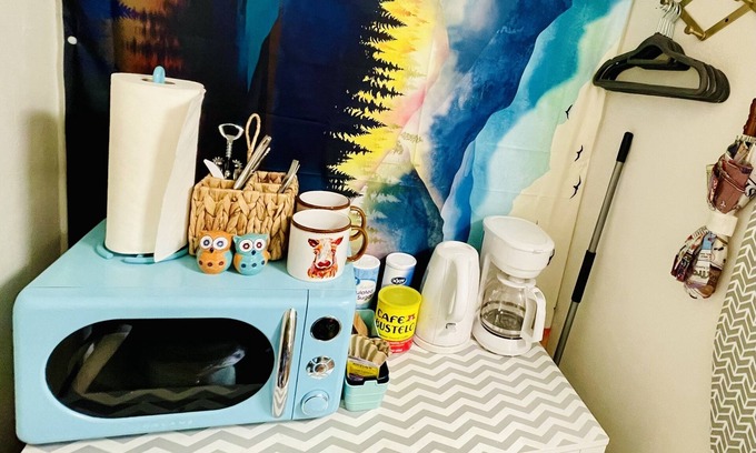 Eiber Apartment | King Bed Cozy Studio near Red Rocks and Downtown