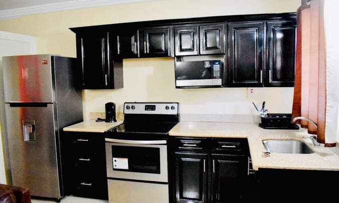 Saint Andrew Apartment | Kingston Guest Apartment at El Gabriel