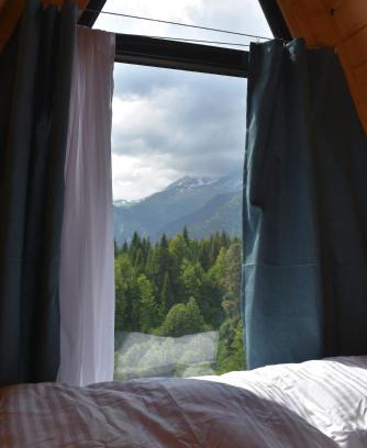 Mestia Ski Chalet | Kirari Mount Camp