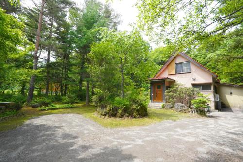 Tsumagoi House | Kitakaruizawa Isshoan ~北軽井沢 一菖庵~