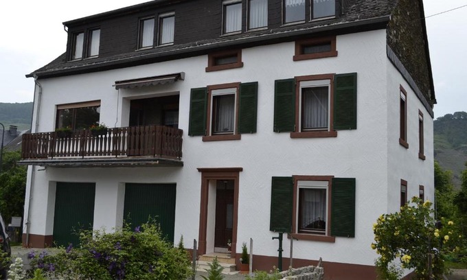 Niederemmel Apartment | Kleines Ferienhaus Nicole