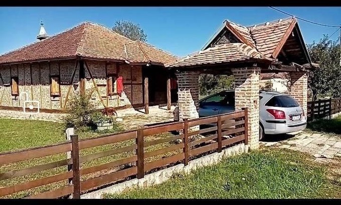 Central Serbia Bed & Breakfast | KONACI ČAKAREVIC