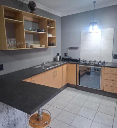 Alberton House | KOUT Guest House