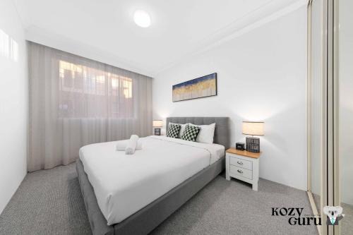 Camperdown Apartment | KozyGuru | Camperdown | Stylish Apt with Parking