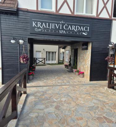 Lisina Apartment | kraljevski apartman