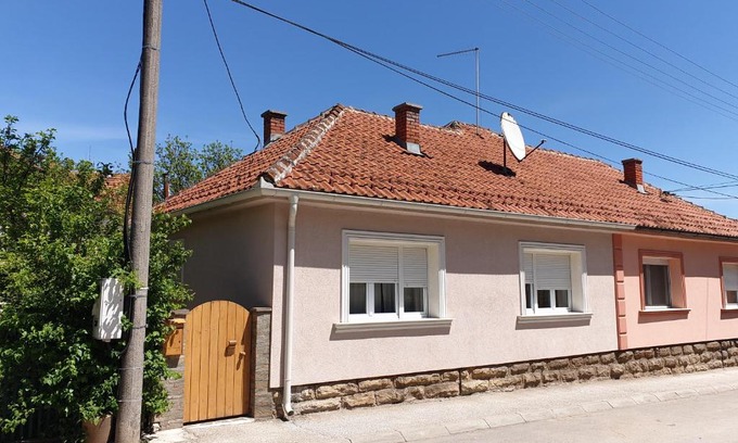 Guca Apartment | Kuća BADNJAR Guča