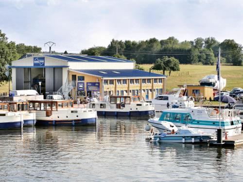 Niderviller Boat Rental | Kuhnle-Tours Niderviller