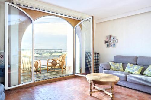 Barneville-Carteret Apartment | L'Abri du Repos - Appt vue sur le port