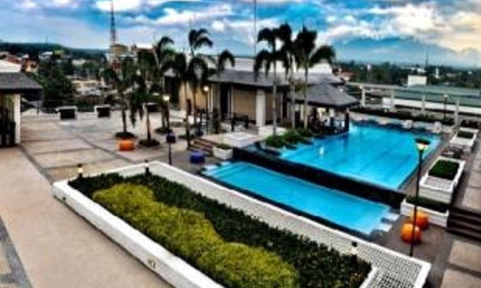 Bacolod Hotel | L'Fisher Chalet