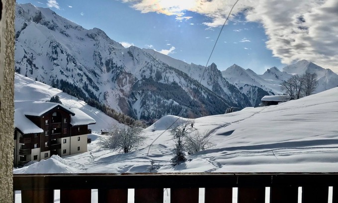 Pla d'Adet Apartment | L'Ostalet - Studio Apartment, Sleeps 4