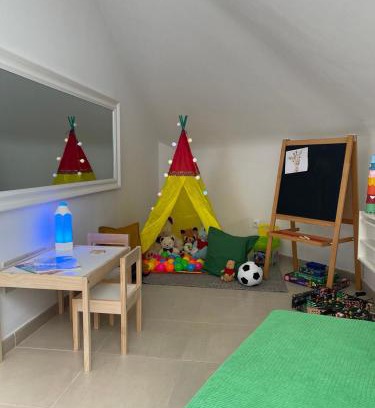 Moya Apartment | La Buhardilla