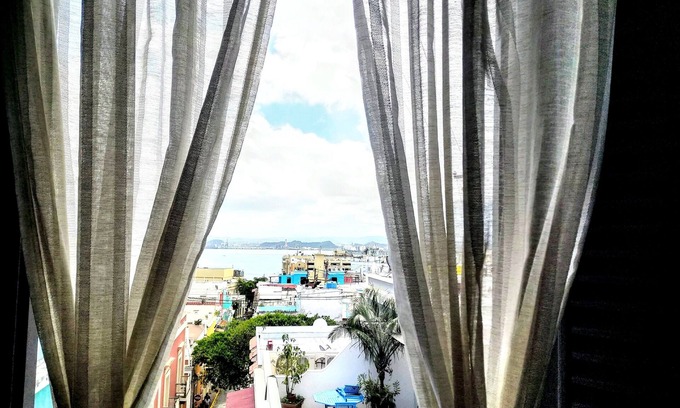 San Cristobal Hotel | La Capitana Old San Juan
