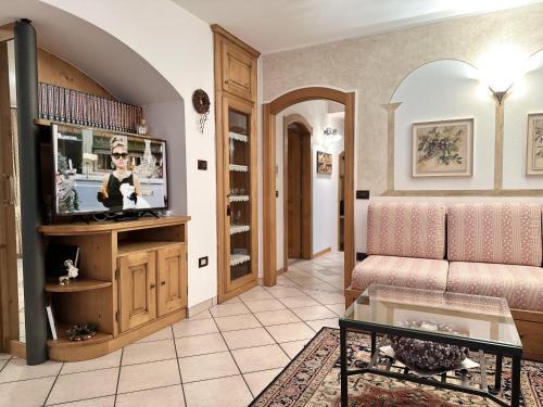 Mezzana House | La Casa di Desj