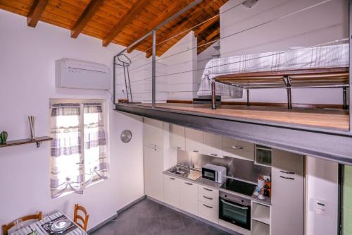 Angera Apartment | La Casa Di Lillo - Angera