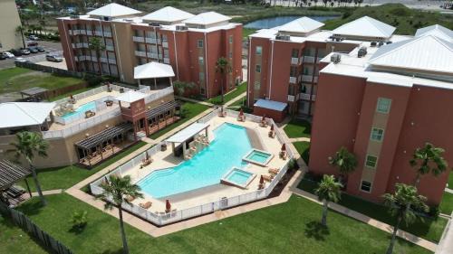 South Padre Island Apartment | La Isla F102 condo