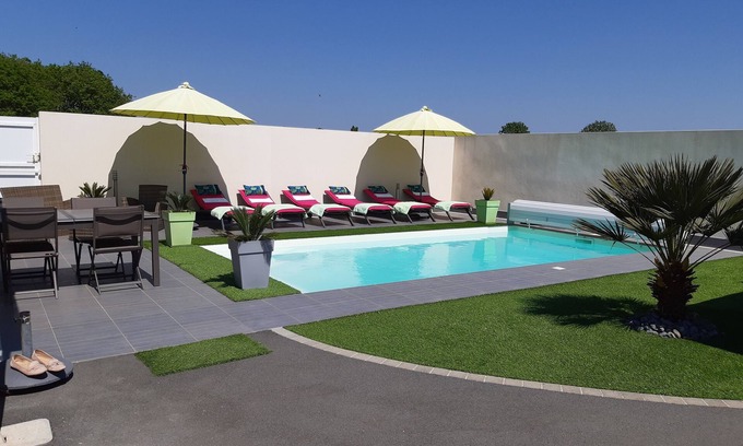 Chateau-d'Olonne House | La maison du bien-être chez josette 3-star establishment