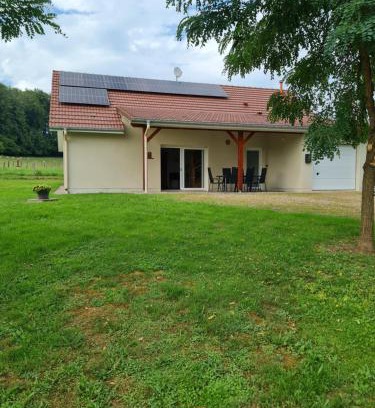 Fougerolles-Saint-Valbert House | La Maison de choupette