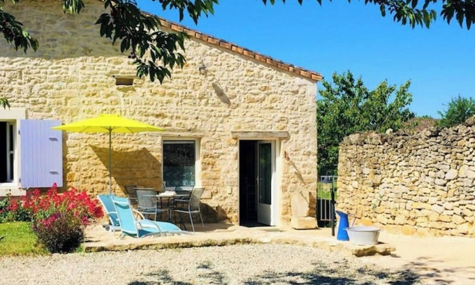 Celles-sur-Belle House | La Ponne, lovely gîte, large garden in Deux-Sèvres!
