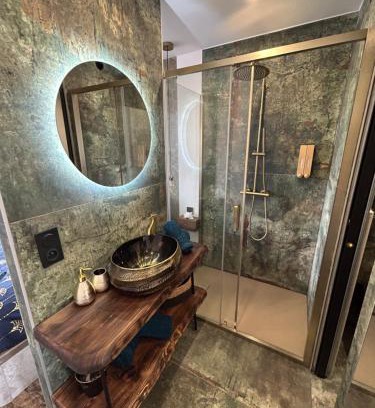 Naturist Village Apartment | LA SUITE DES CHARMES - village naturiste - coursives - port nature 2