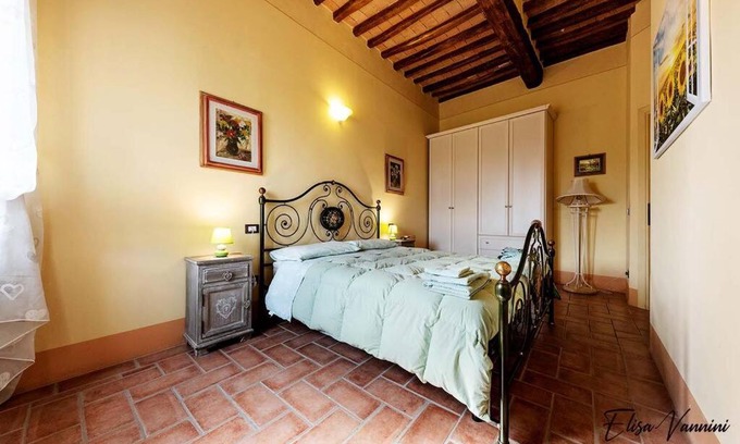 Peccioli Apartment | La Tana Buona