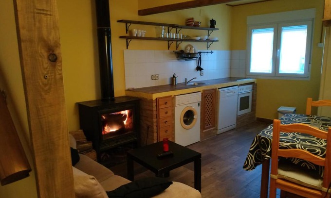 Navacepeda de Tormes Apartment | La Torre