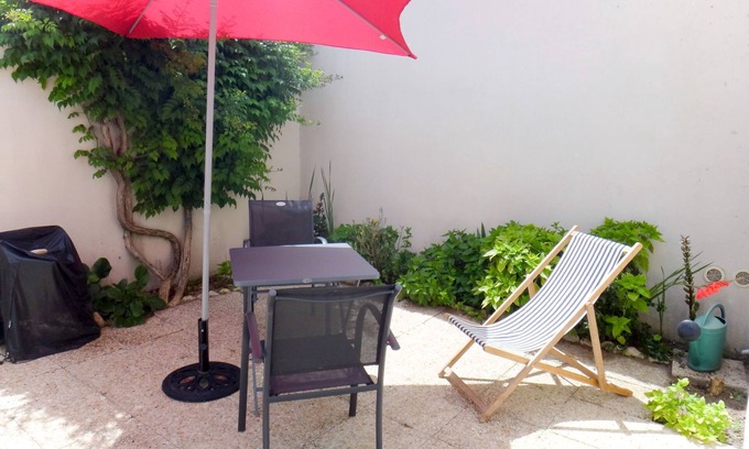 La Flotte House | La Touche by Interhome