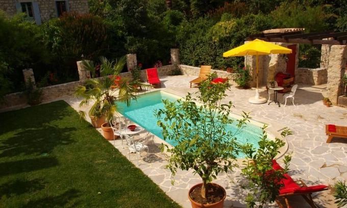 Saint Alban Auriolles Apartment | La Vialle vacation in the Ardèche France with pool for families near Pont d'Arc
