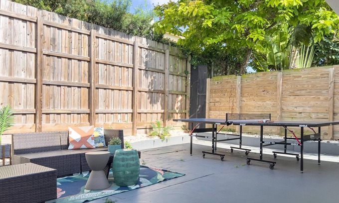 Coral Way Apartment | La Vie Boheme 3 - Cozy Sylish Studio w Parking