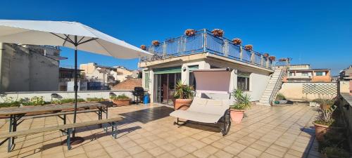Borgo-Sanzio Apartment | La villa di Largo Pilo