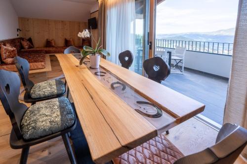 Castelrotto Apartment | Ladinser Hof Western Suite