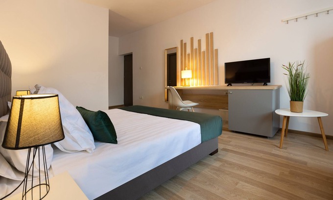 Bucharest City-Centre Hotel | Lagom Hotel