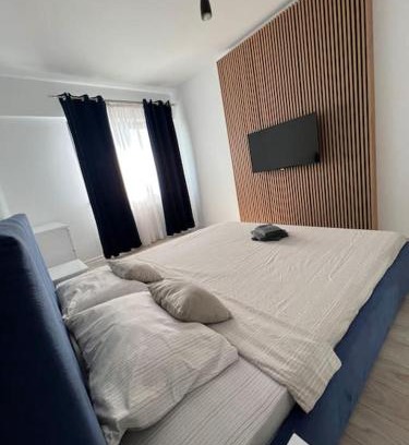 Militari Apartment | Lake View Aparthotel