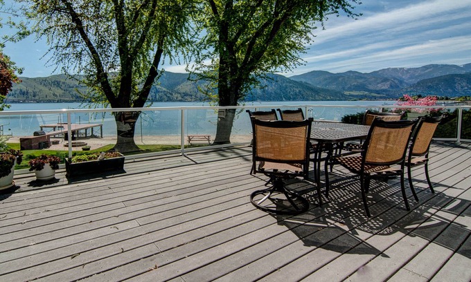 Manson House | Lakefront home with private dock, firepit, & views