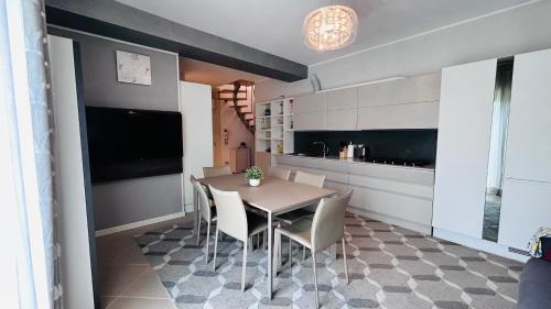 Peschiera del Garda Apartment | Lakeview Verdi Apartment