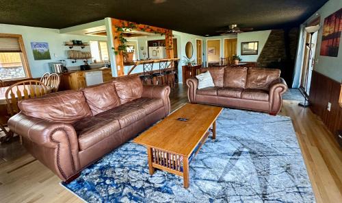 Big Arm House | Lakeviewlanding