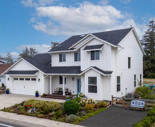 Seaside House | Lallybroch Cottage