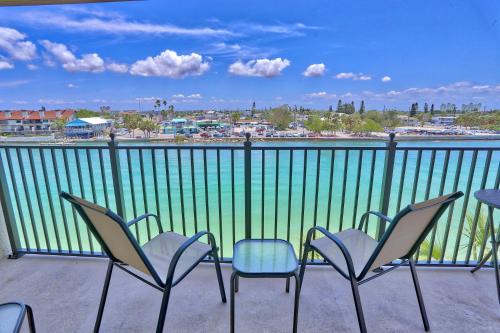 Sunset Beach House | Land's End 4-406 Bay Front
